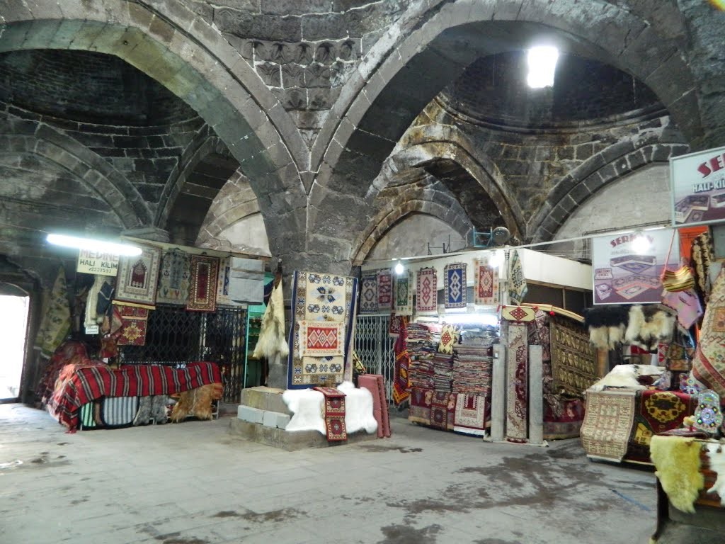 سوق بداستان في طرابزون