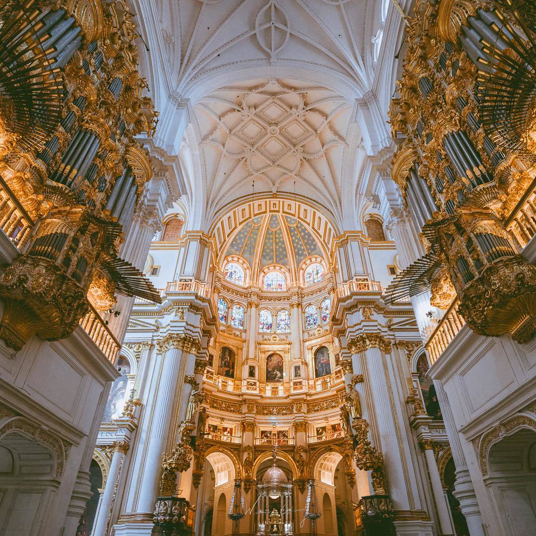 كاتدرائية غرناطة