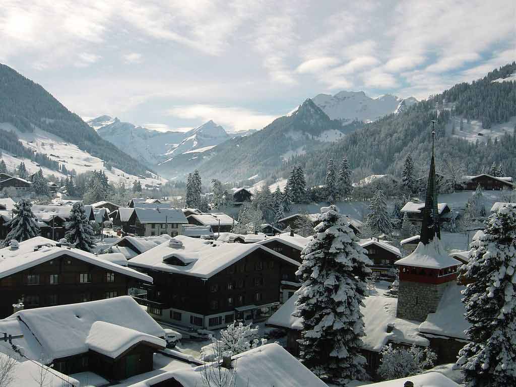 أين تقع قرية غشتاد ، سويسرا ، وكيف تصل إلى هناك ، تورنا