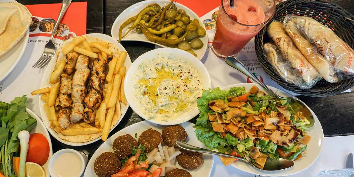 مطعم زهرة لبنان ابوظبي