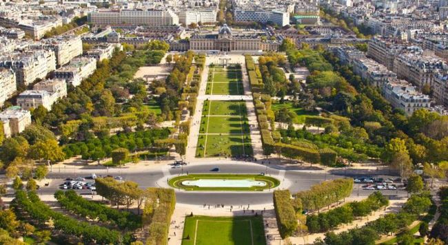  اهم الاماكن السياحية في باريس